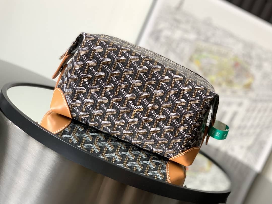 Goyard Bowling 25 Toiletry Bag Black & Tan