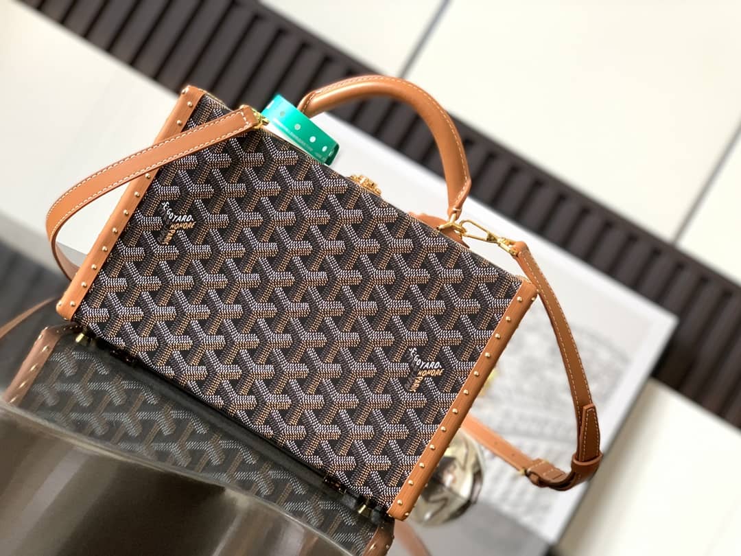 Goyard Grand Hôtel Trunk Bag Black & Tan