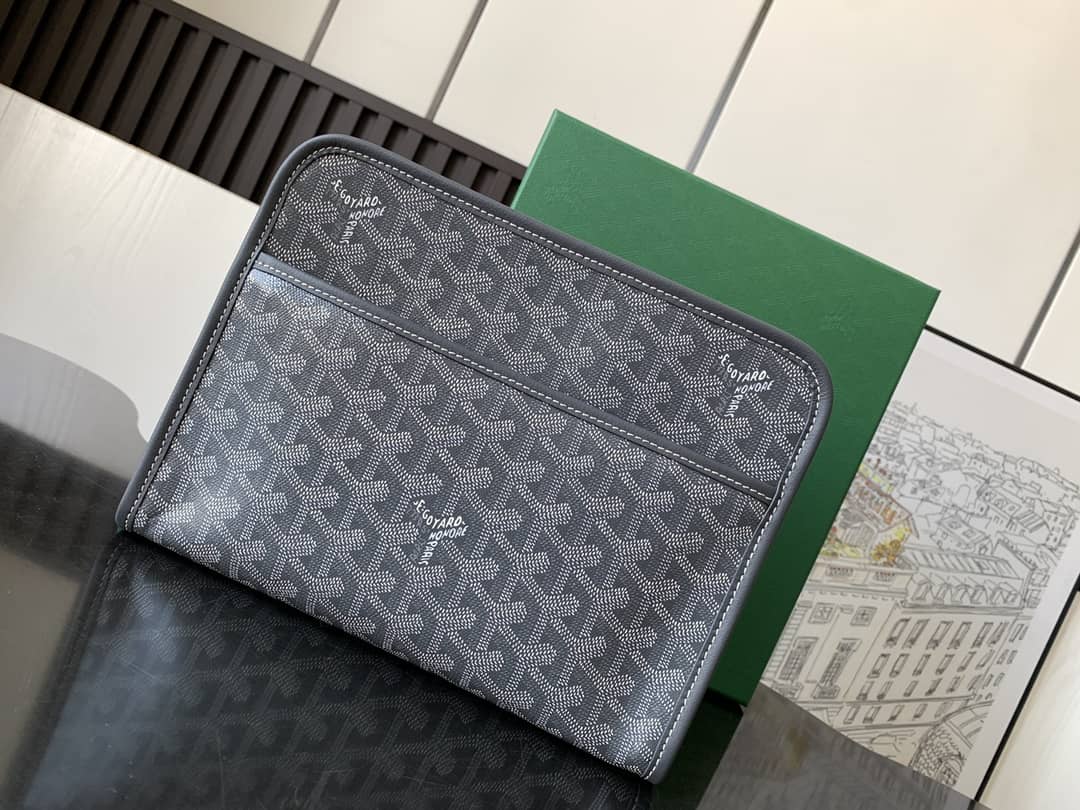 Goyard Jouvence MM Toiletry Bag Grey