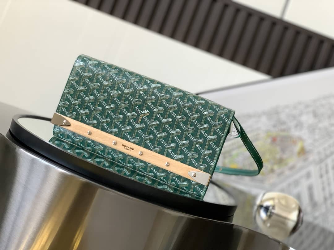 Goyard Monte-Carlo PM Clutch Green
