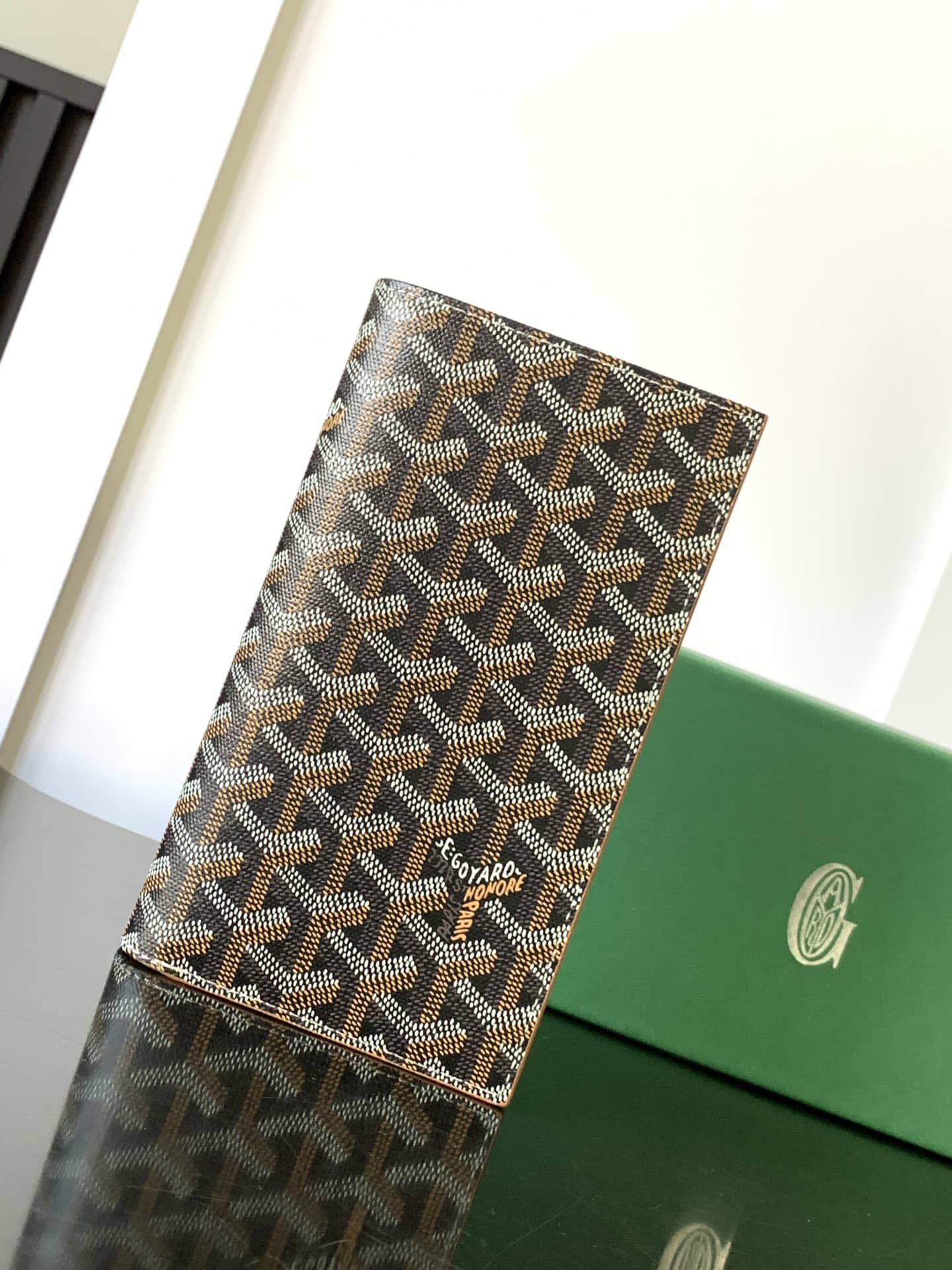 Goyard Multifunctional Travel Wallet Black & Tan