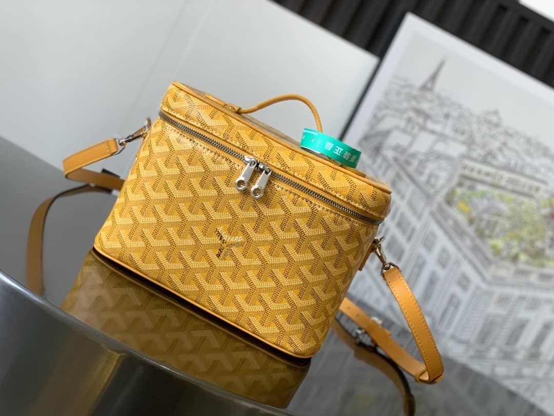 Goyard Muse Vanity Case Yellow