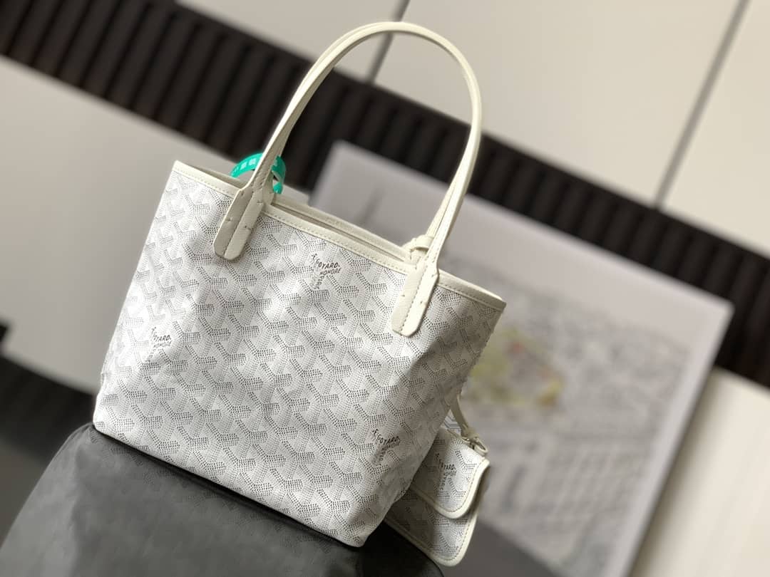 Goyard Saint Louis Mini Bag White