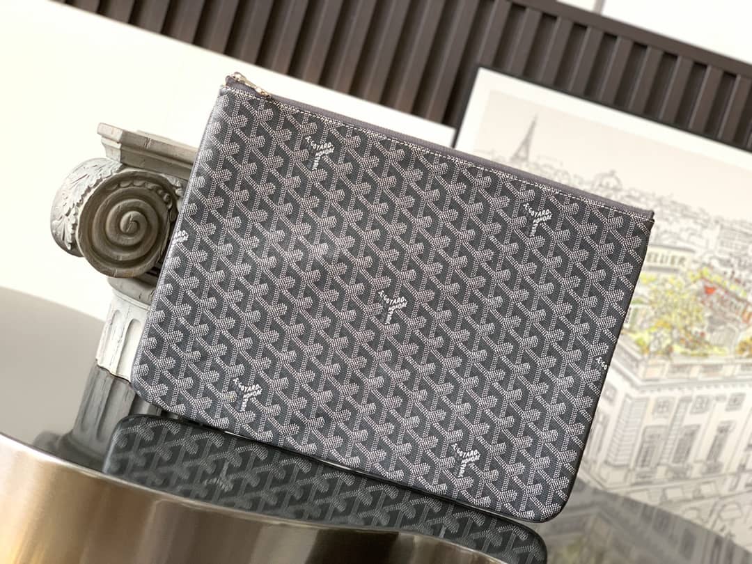 Goyard Senat GM Pouch Grey