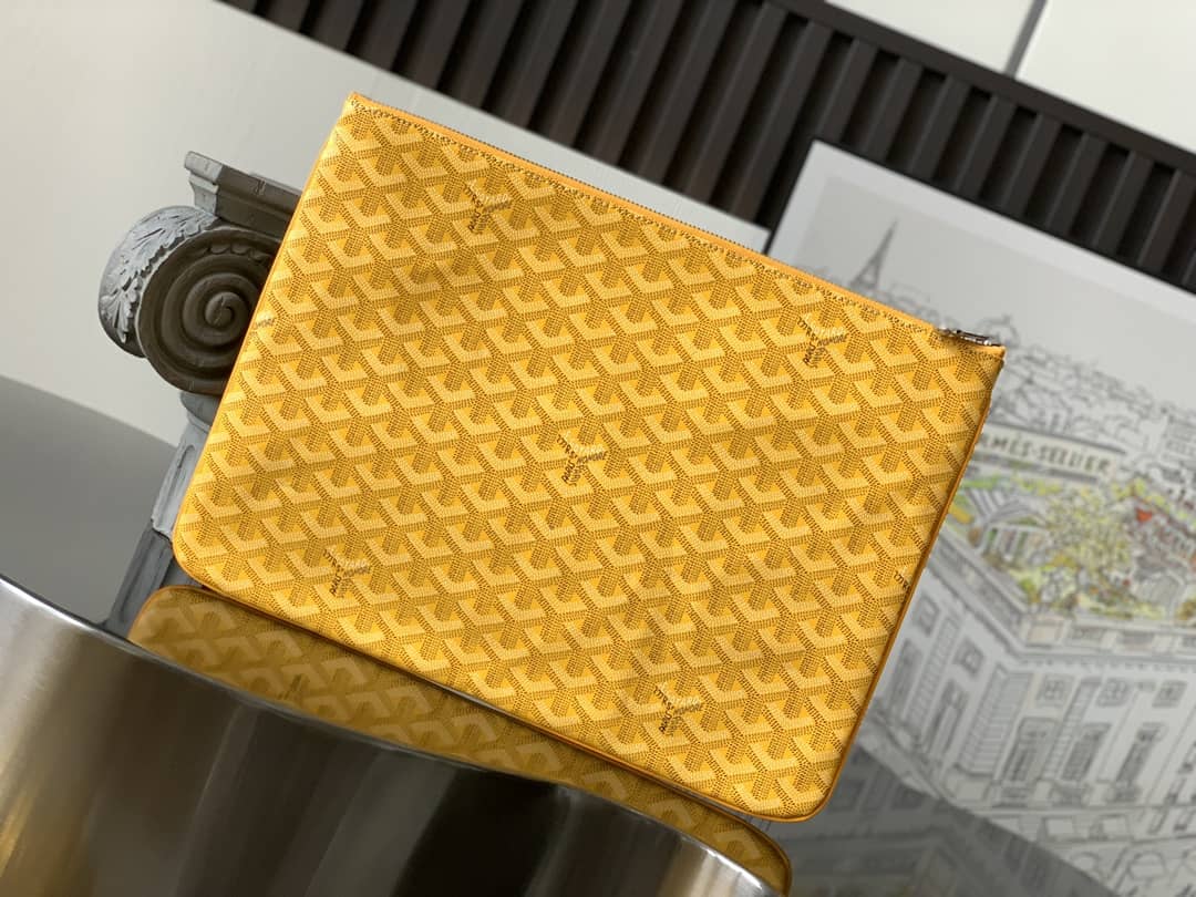 Goyard Senat GM Pouch Yellow