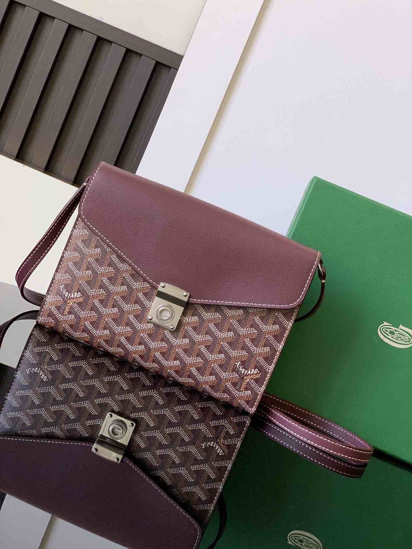 Goyard Chypre Wallet-Pouch Burgundy