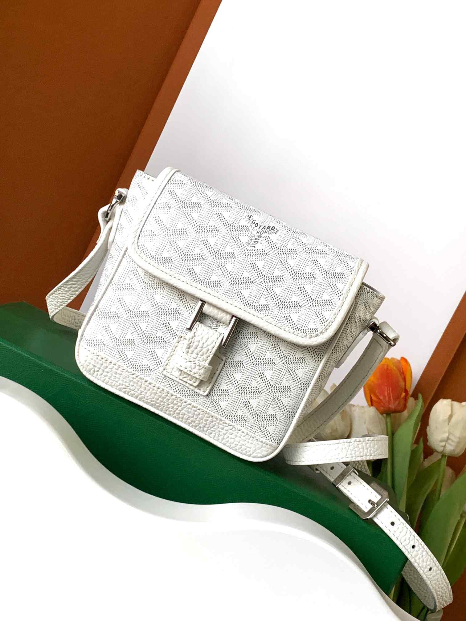 Goyard Grand Bleu PM Bag White