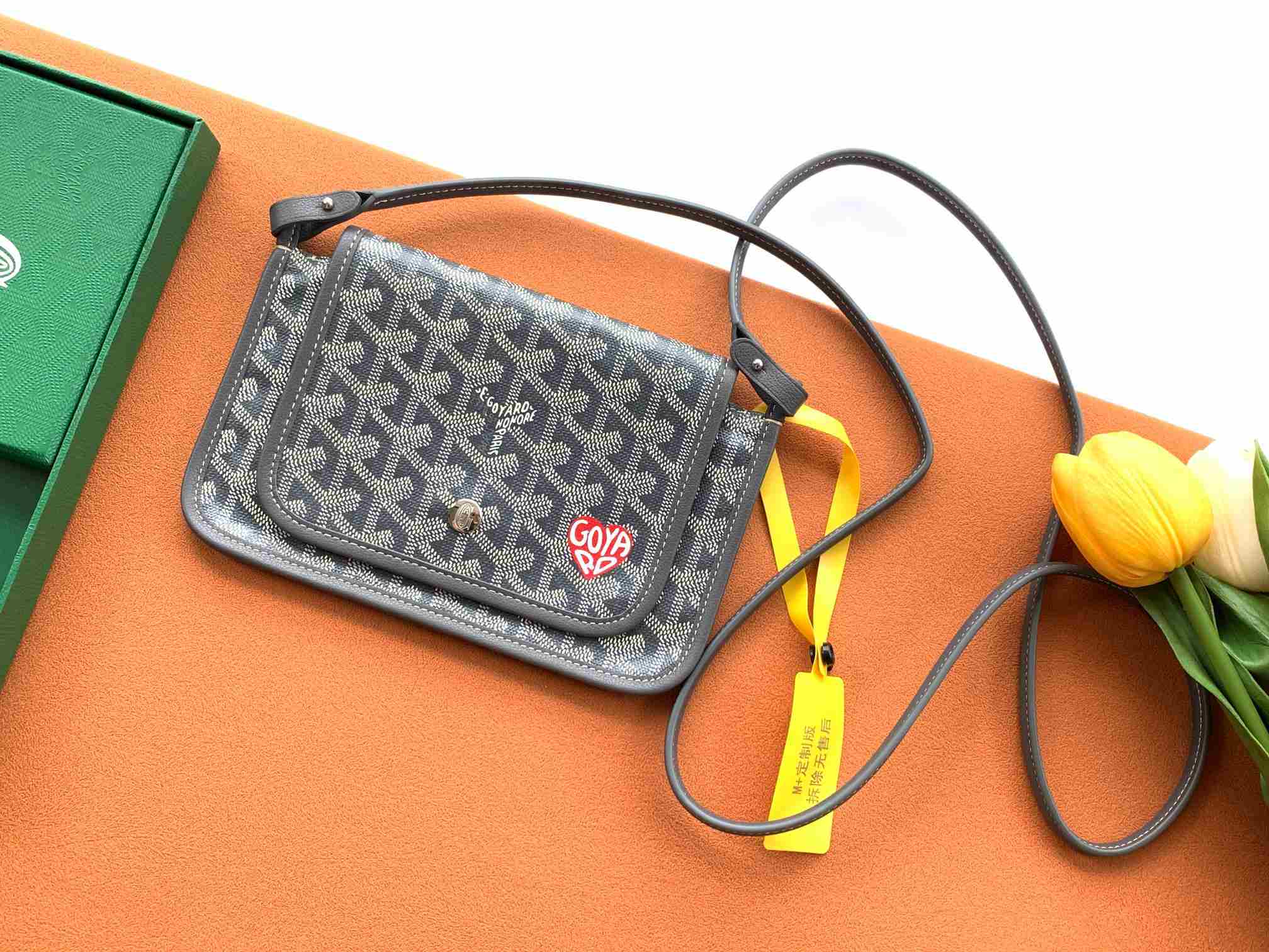 Goyard Plumet Pocket Wallet Heart Grey
