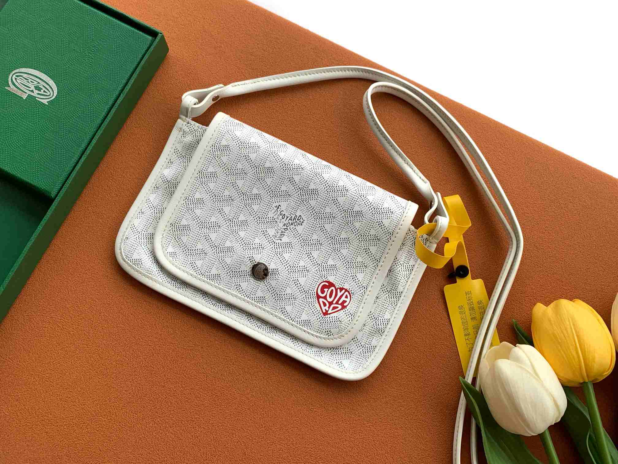 Goyard Plumet Pocket Wallet Heart White