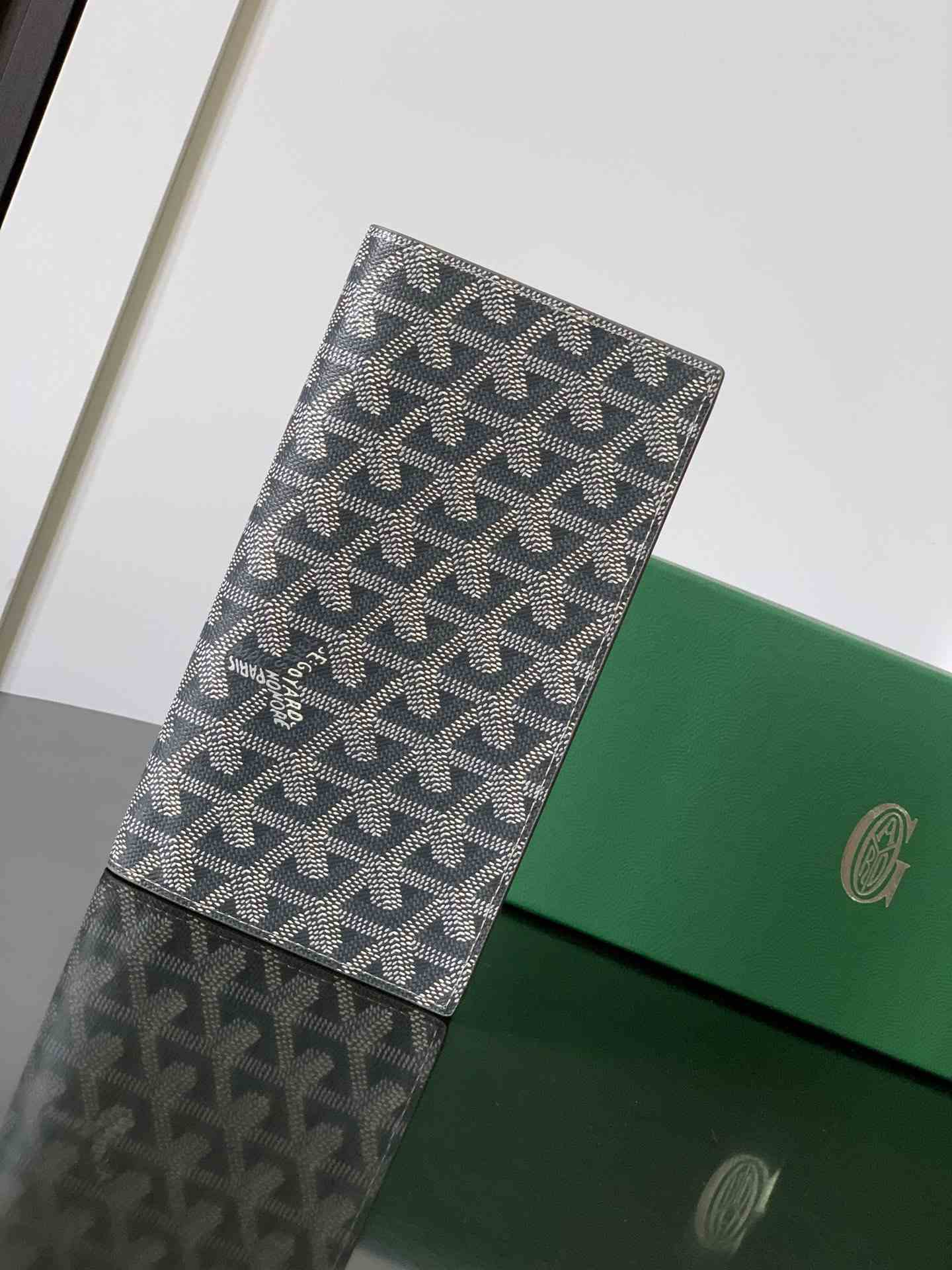 Goyard Richelieu Wallet Grey