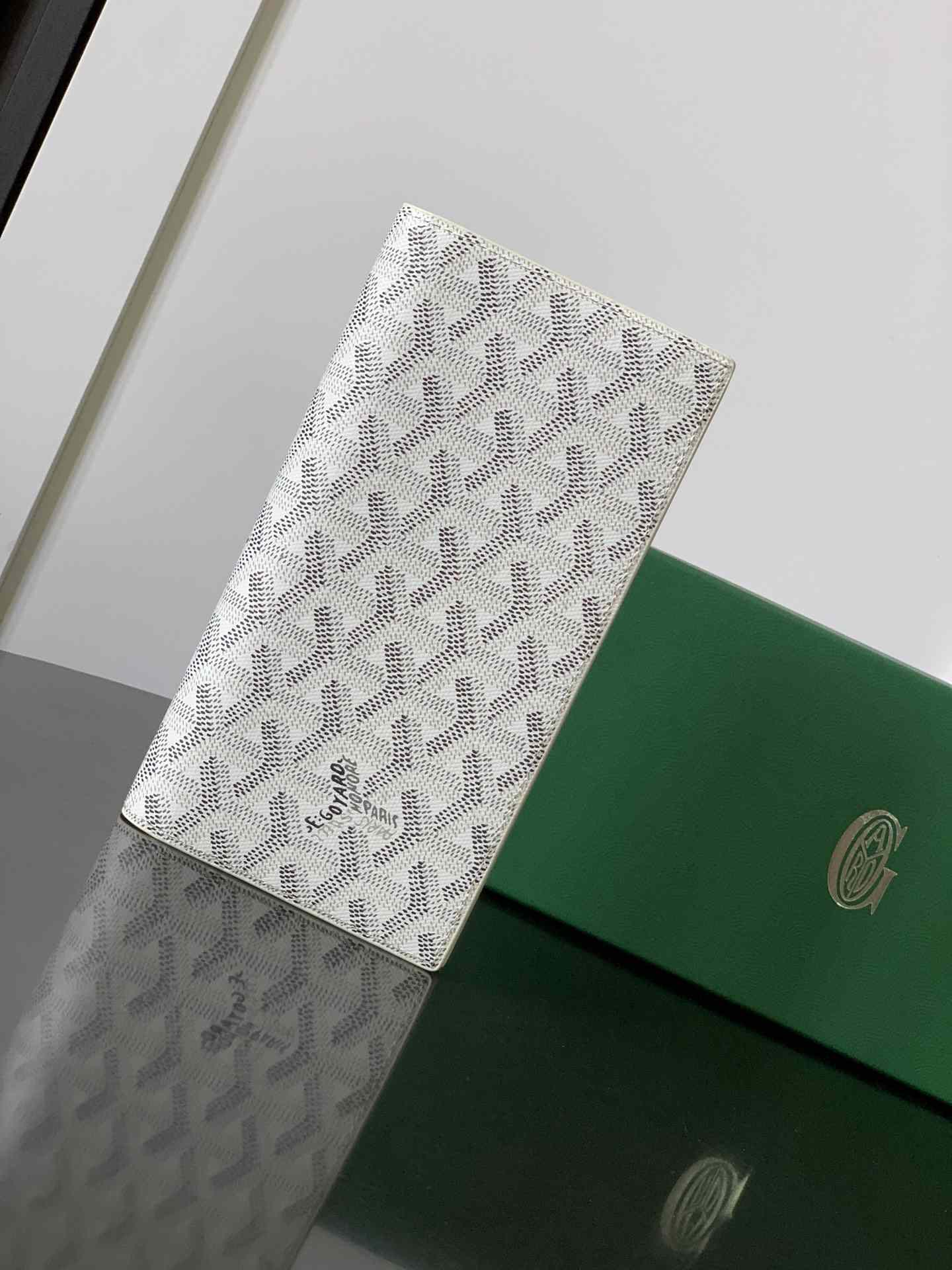 Goyard Richelieu Wallet White