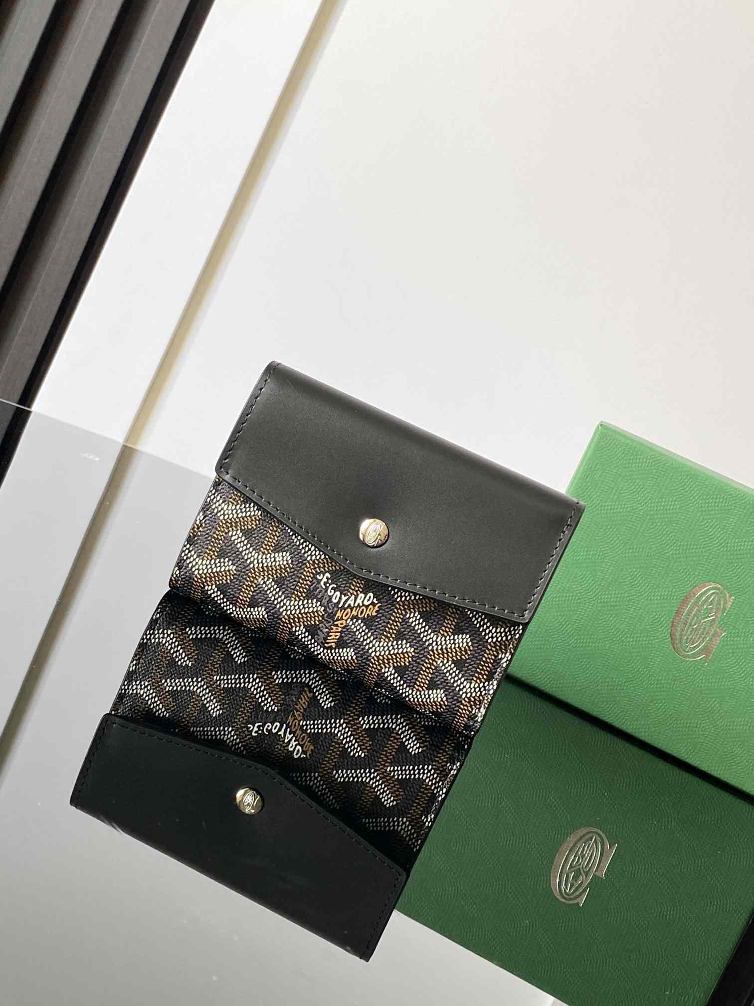 Goyard Saint-Gabriel Wallet Black