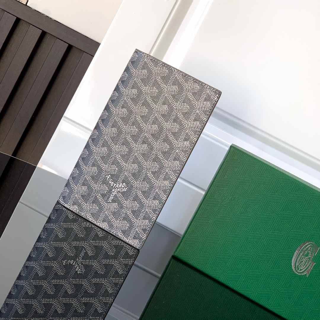 Goyard Saint-Lambert Wallet Grey