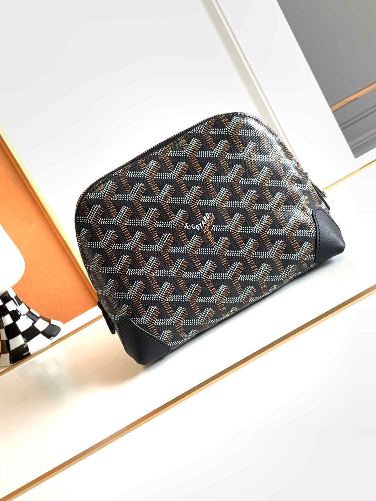 Goyard Vendôme Cosmetic Pouch Black
