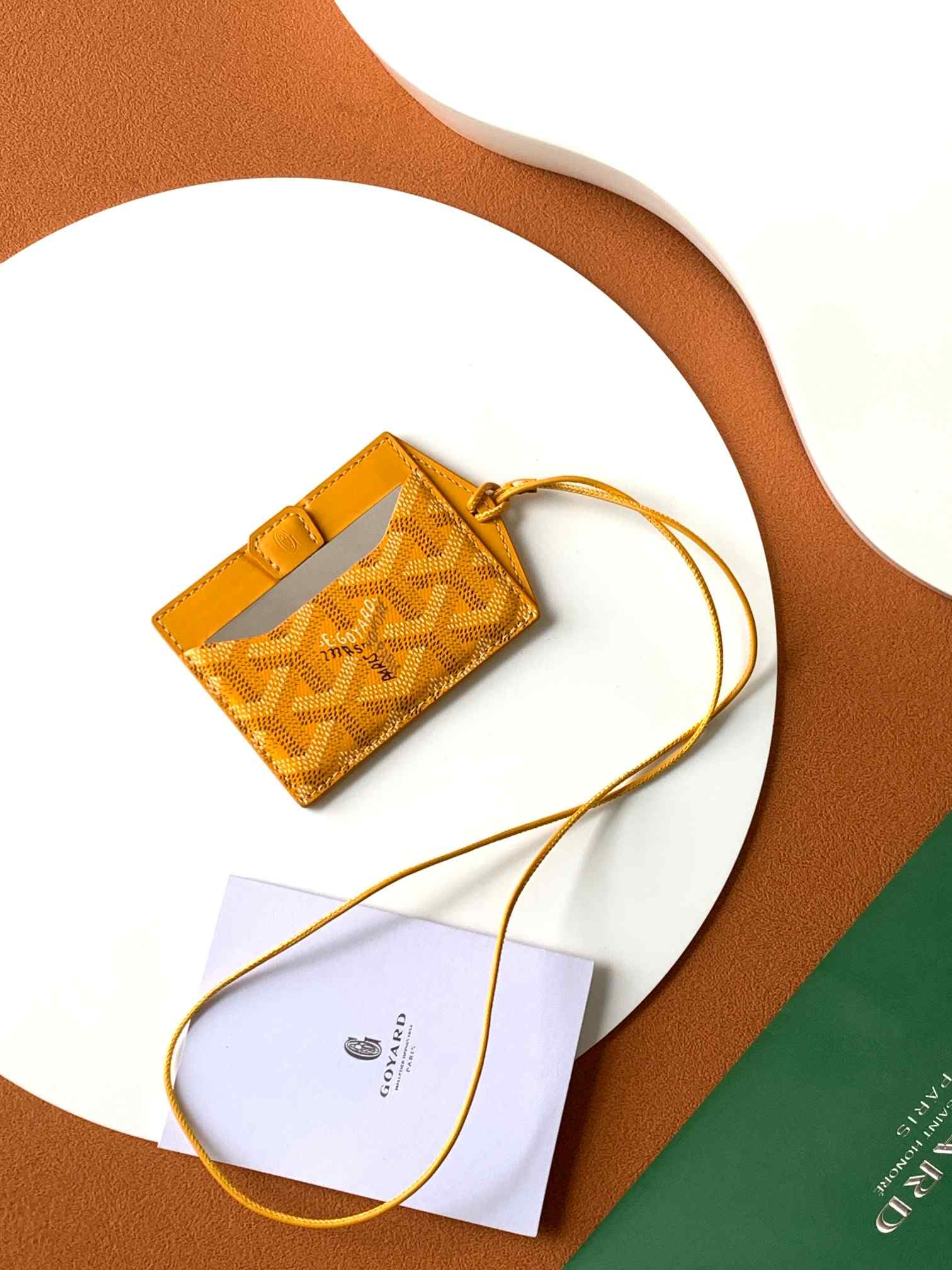 Goyard Vénus Bag Mirror Yellow