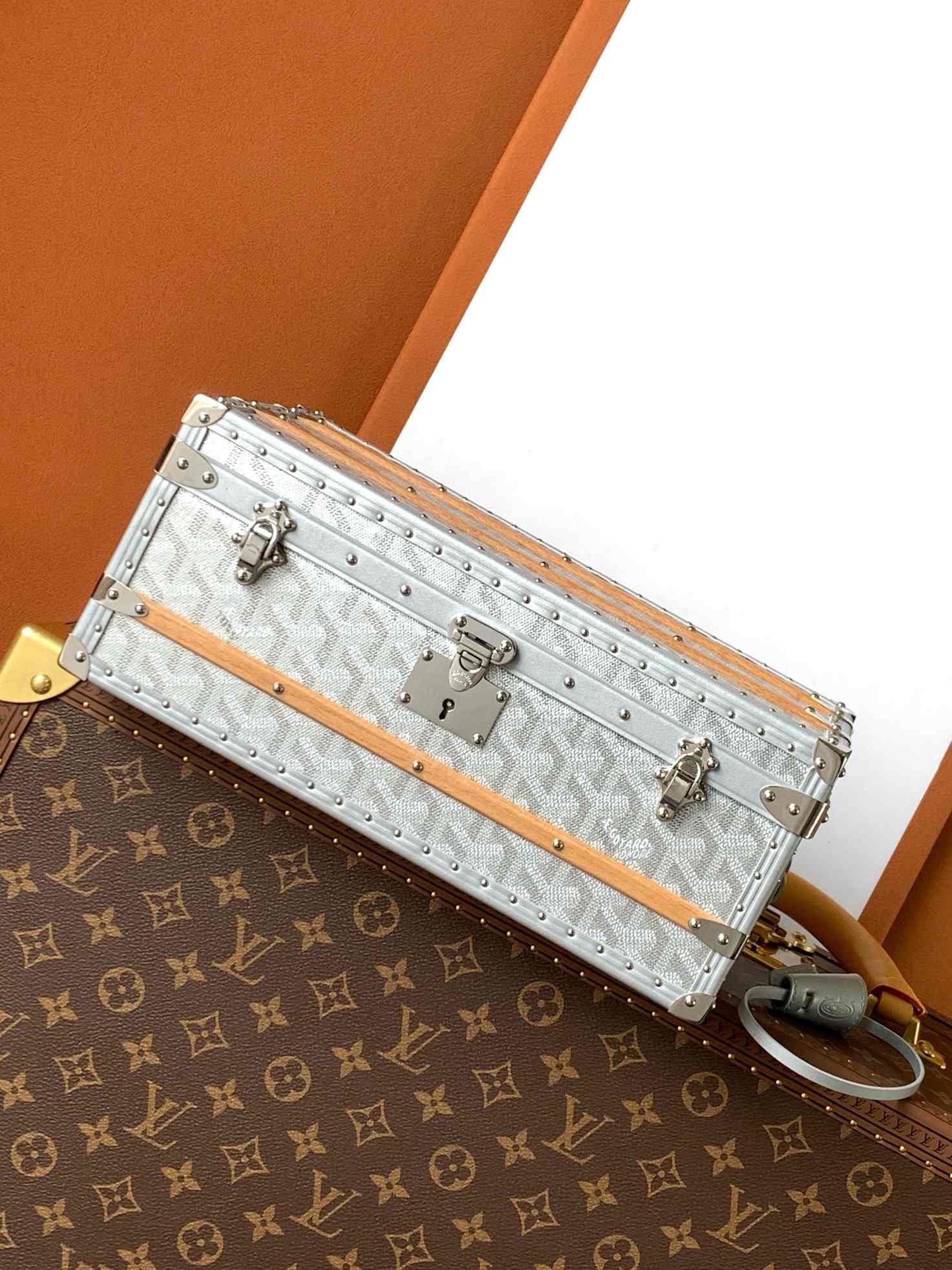 Goyard 352 Case Sliver
