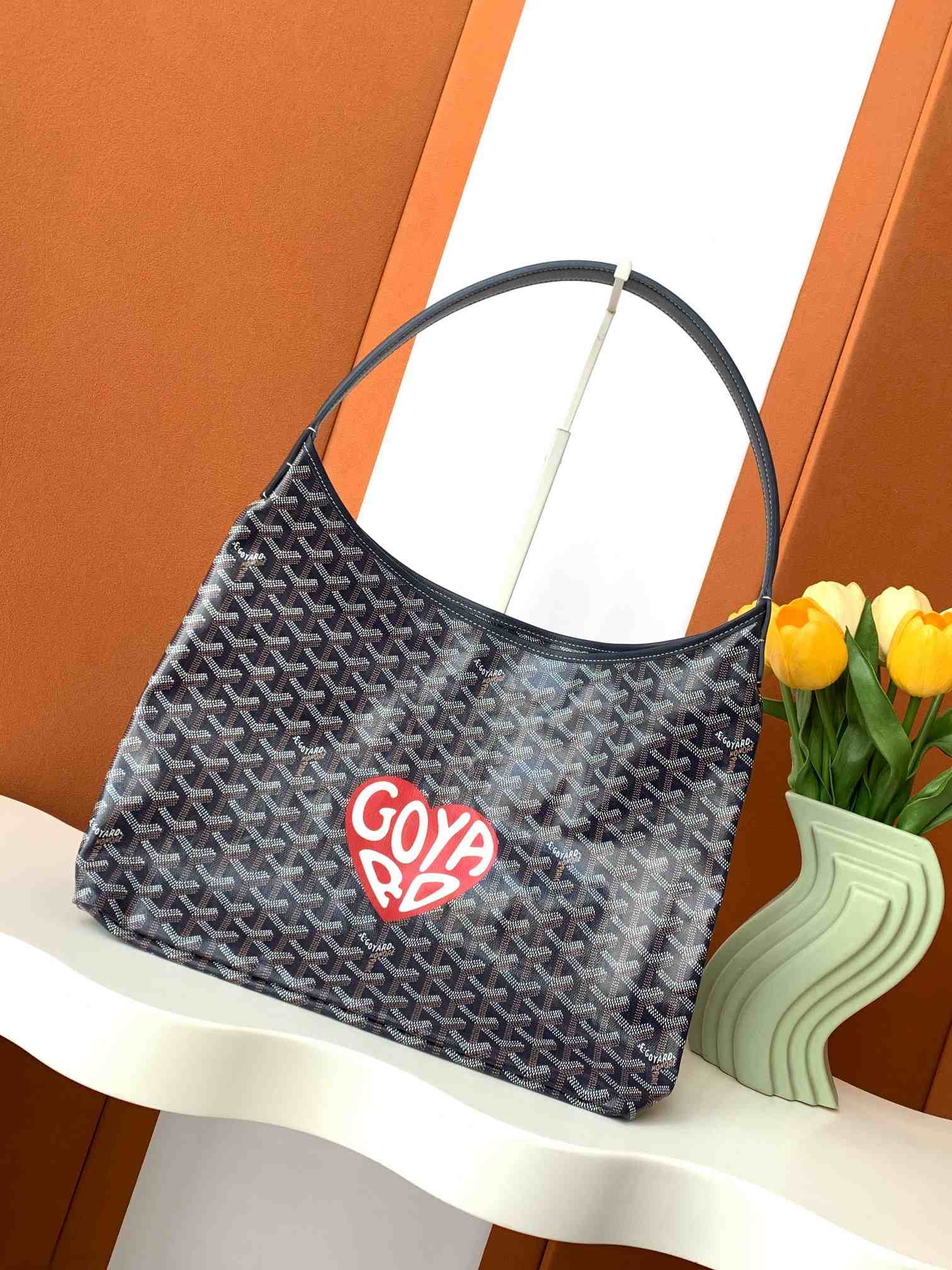 Goyard Bohème Hobo Bag Big Heart Navy Blue