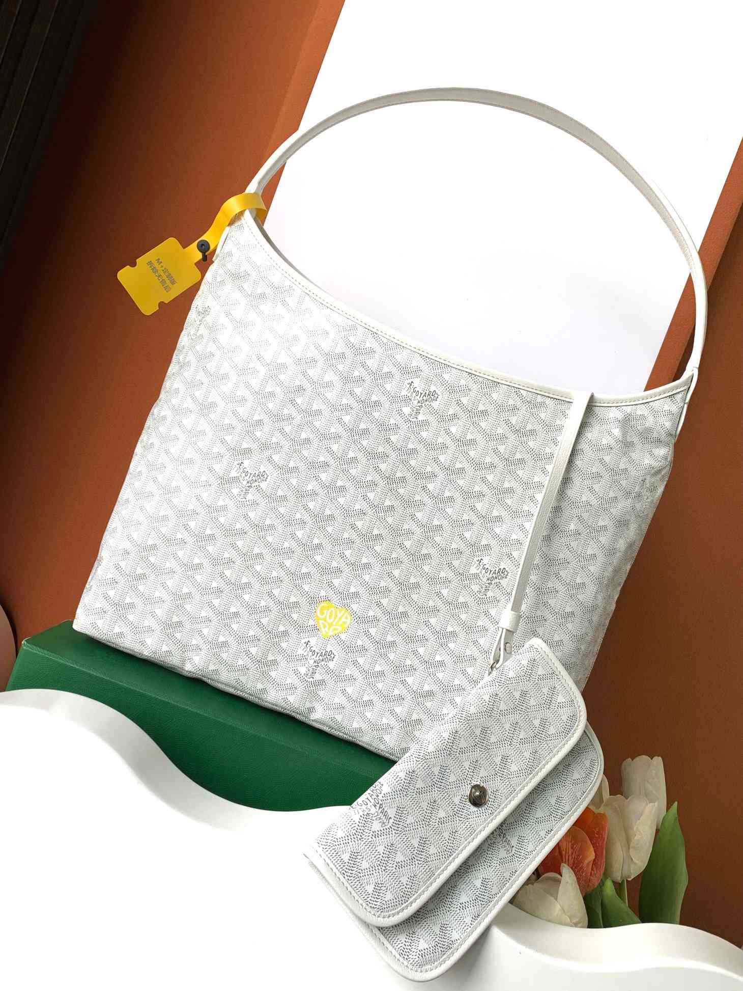 Goyard Bohème Hobo Bag Heart White