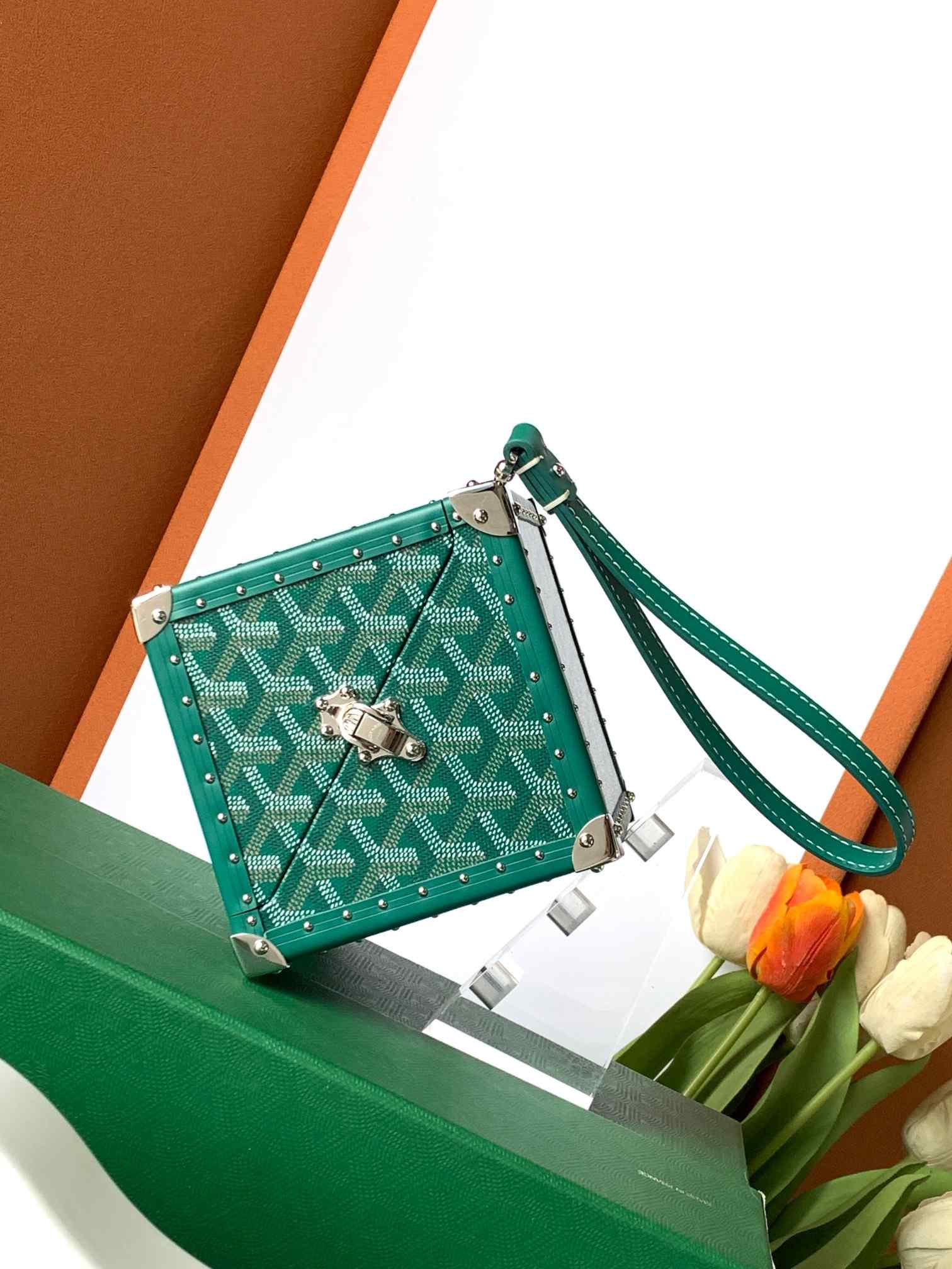 Goyard Dé Trunk Bag Green