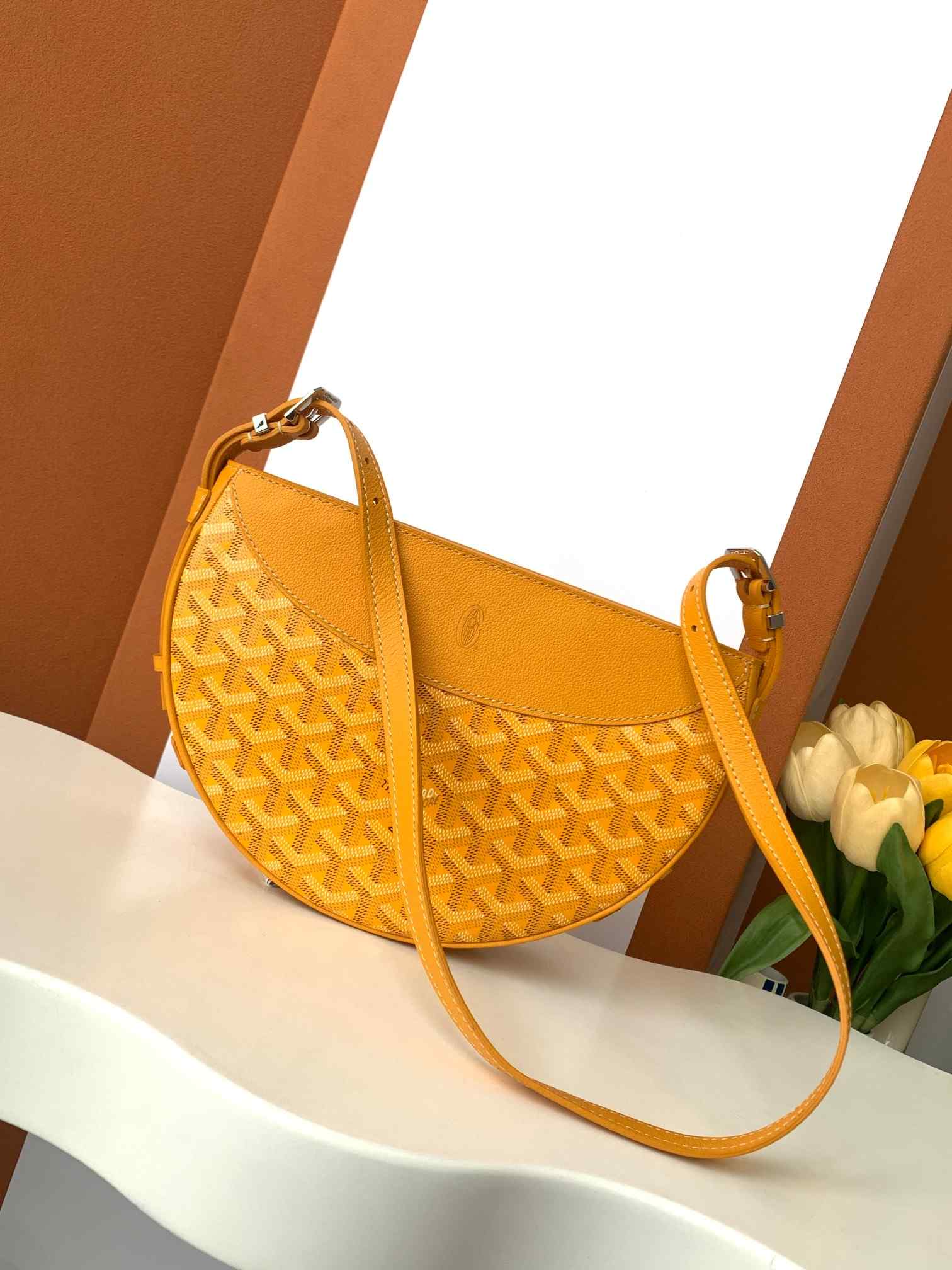 Goyard Hirondelle Bag Yellow