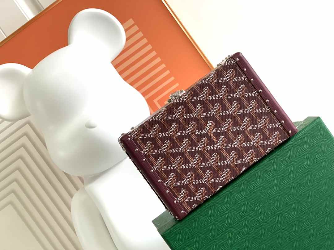 Goyard Minaudière Trunk Bag Burgundy