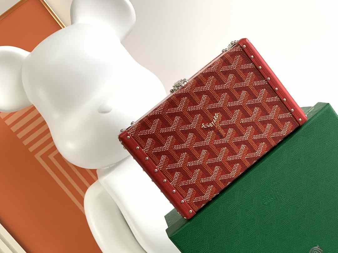 Goyard Minaudière Trunk Bag Red