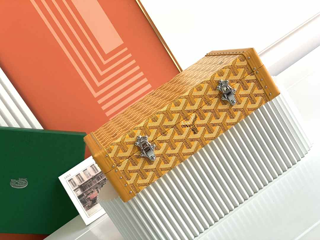 Goyard Vendôme Jewellery Case Yellow