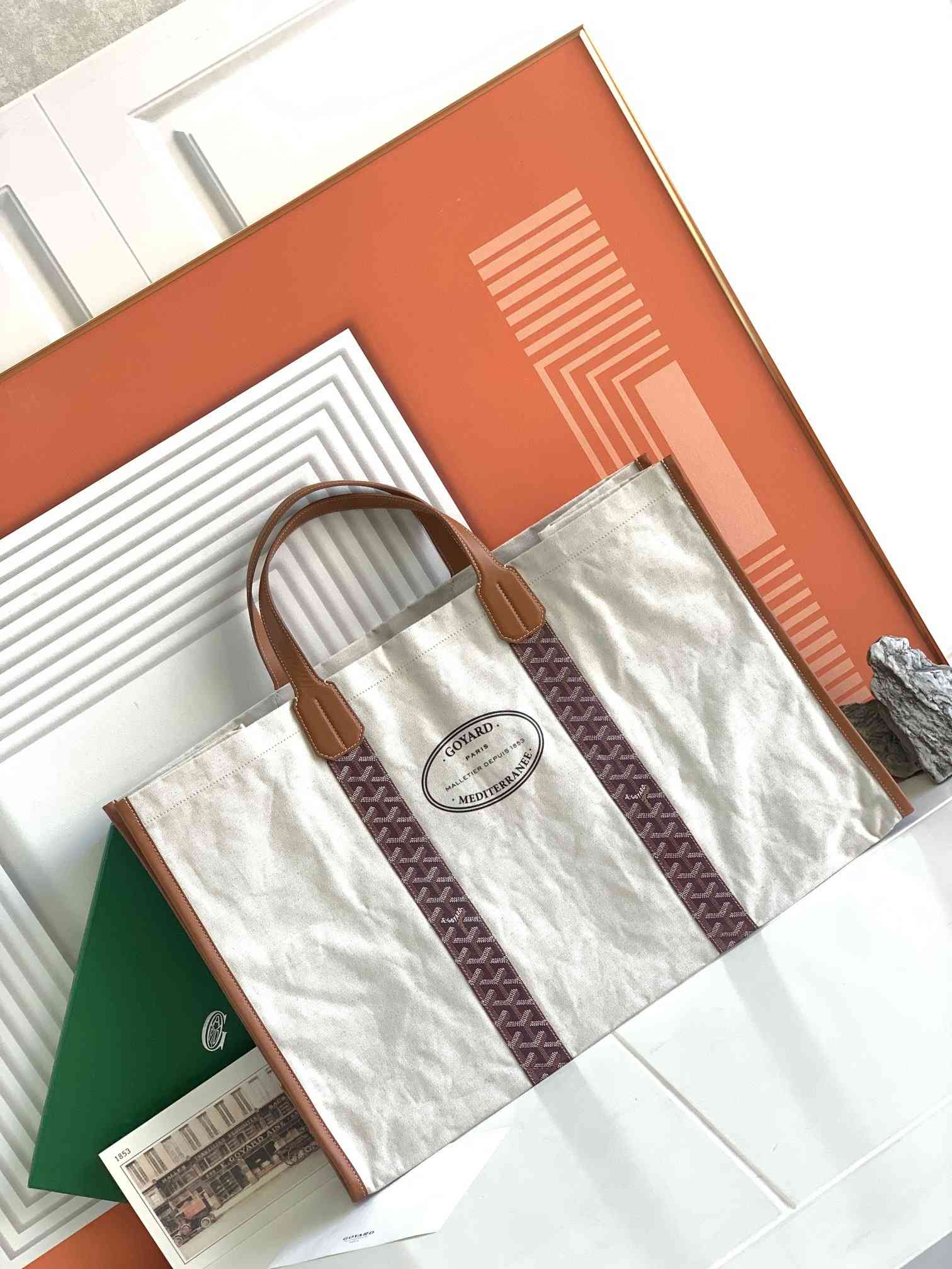 Goyardine Reversible Mediterranee Bag Burgundy